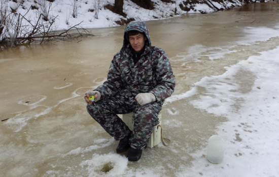 зимняя подледная рыбалка