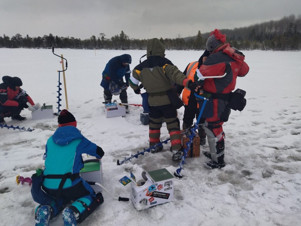В Ханты-Мансийске стартовал спортивный сезон ловли со льда