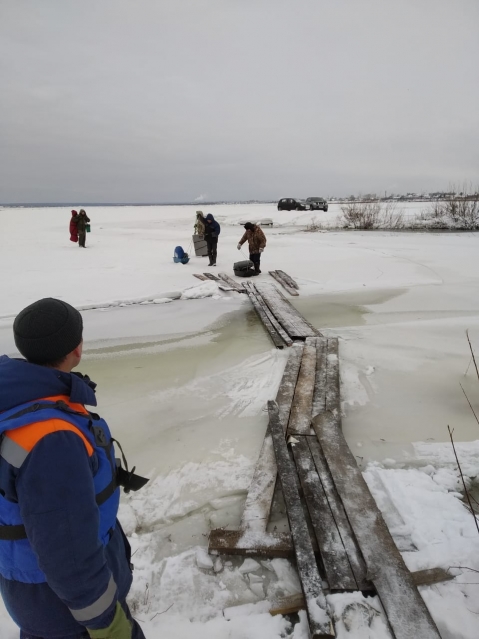 В Красноярском крае спасли около 60 рыбаков