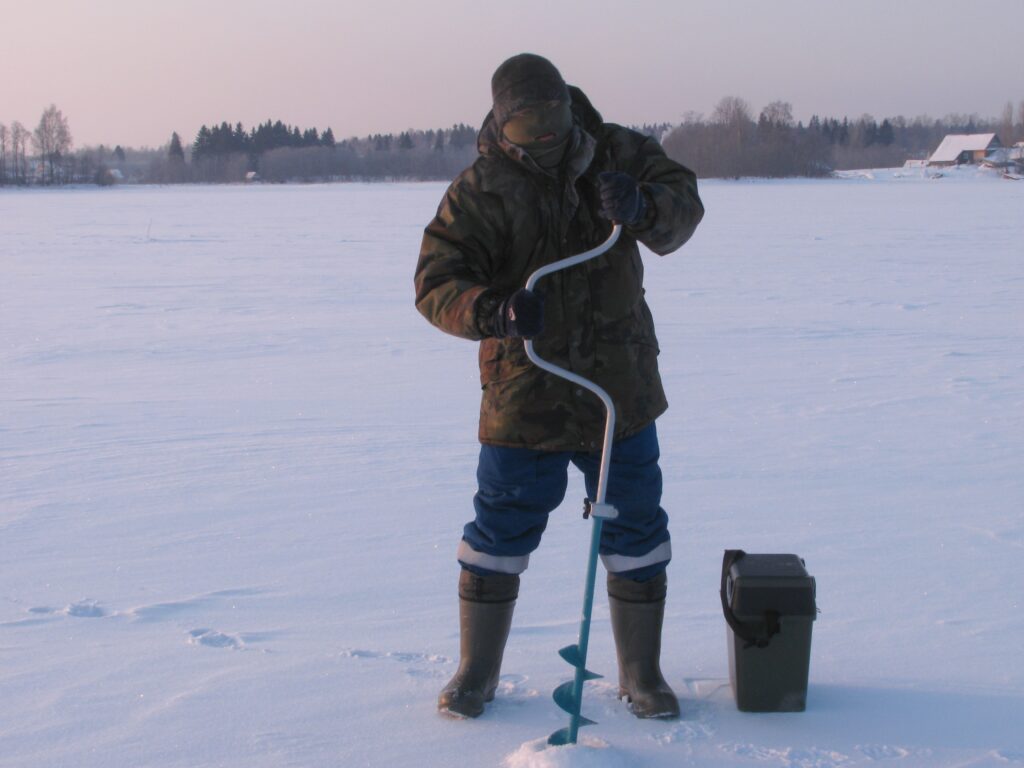 Как спастись от холода на зимней рыбалке