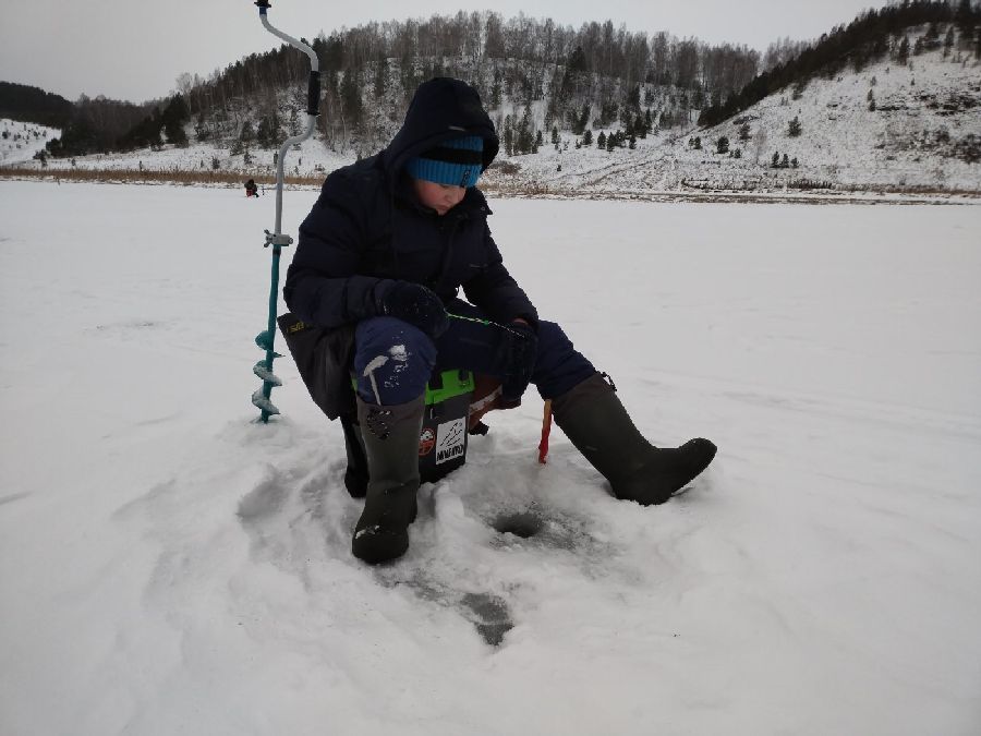 В Усть-Катаве юные рыболовы поборолись за Кубок по мормышке