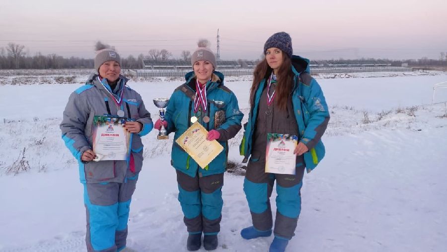 На Алтае подвели итоги женских соревнований по ловле на мормышку