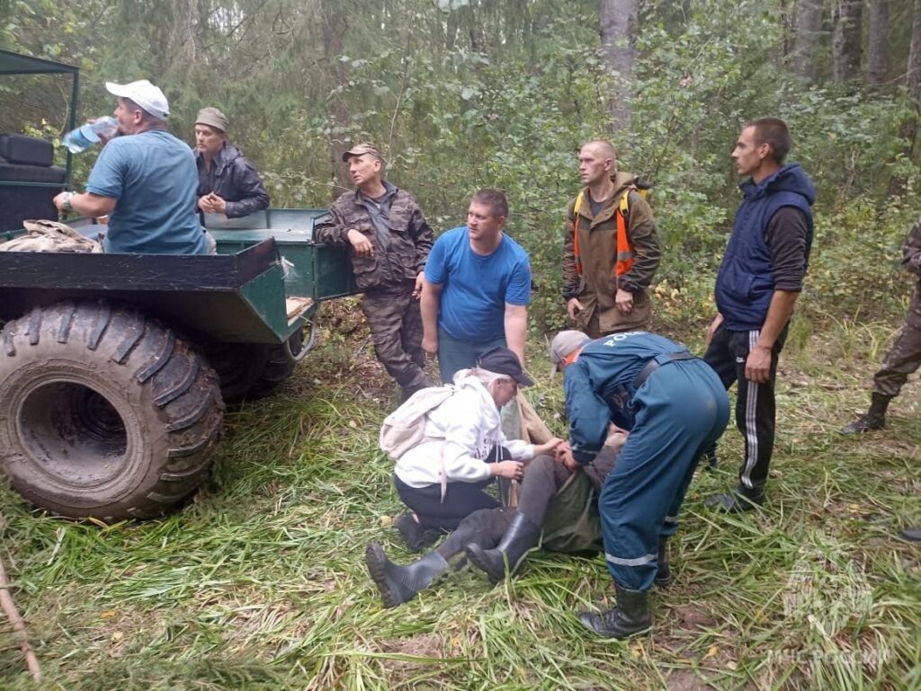 Потерявшийся грибник провел 9 дней в новгородских лесах