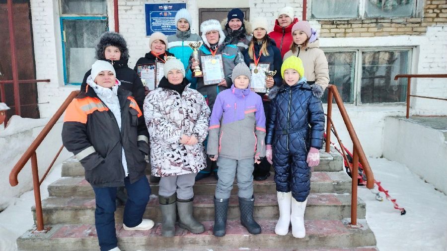 В Челябинской области впервые провели женский чемпионат по подледному лову на мормышку